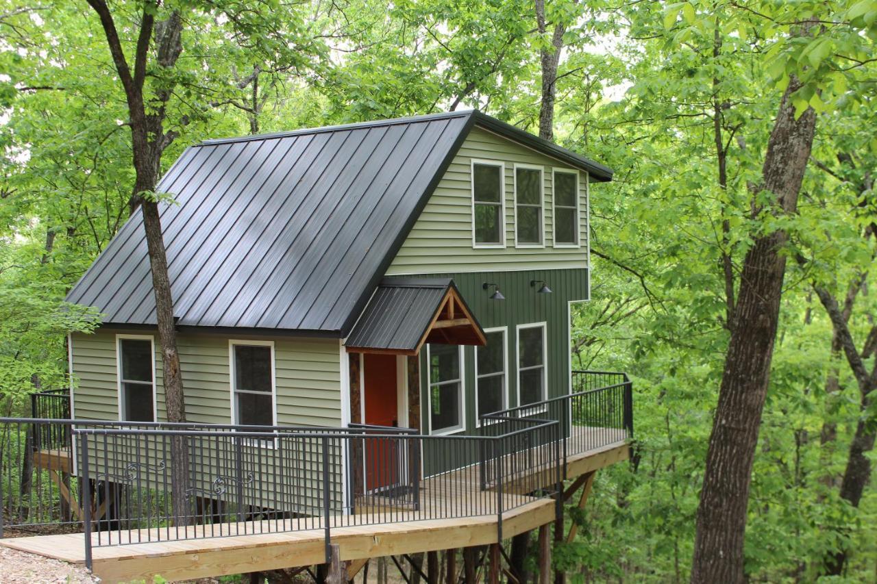 Secluded Treehouse In The Woods - Tree Hugger Hideaway Branson Exterior foto