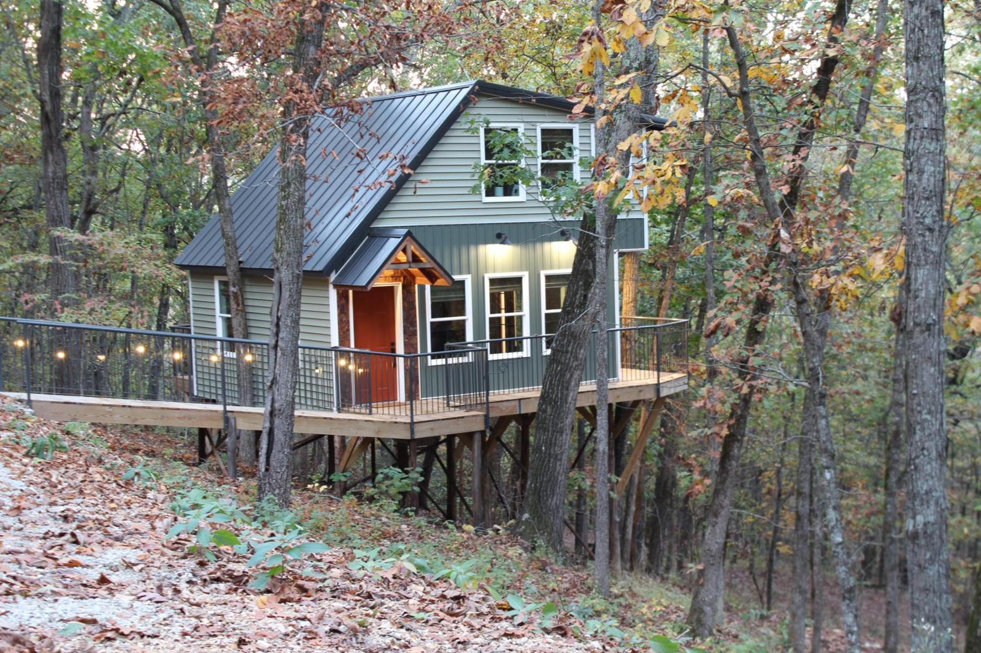 Secluded Treehouse In The Woods - Tree Hugger Hideaway Branson Exterior foto